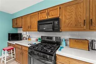 148 Old Mill Rd, High Point, NC 27265 - Photo 8