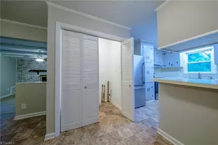 435 Lakecrest Dr, Kernersville, NC 27284 - Photo 14