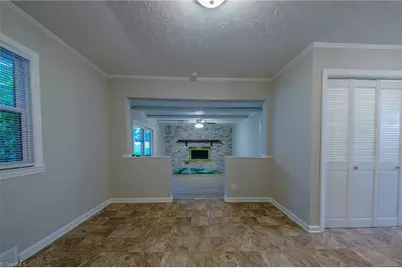 435 Lakecrest Drive, Kernersville, NC 27284 - Photo 12