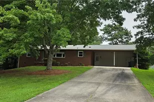 435 Lakecrest Dr, Kernersville, NC 27284 - Photo 1