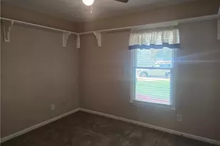 4502 Eagle Rock Rd, Greensboro, NC 27410 - Photo 12