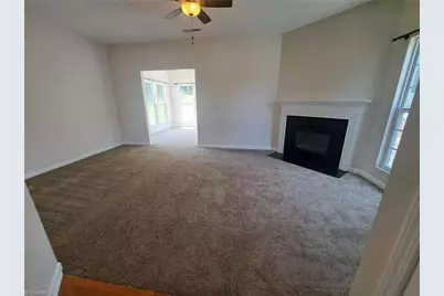 532 Rockbridge Drive, Kernersville, NC 27284 - Photo 2