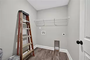 239 Lake Dr 8, Lexington, NC 27292 - Photo 18