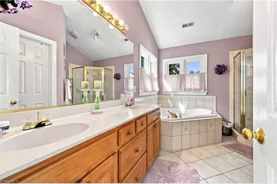 4 Cranebridge Place, Greensboro, NC 27407 - Photo 28