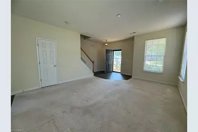 10 Glenrose Court, Greensboro, NC 27407 - Photo 14