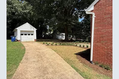 2179 Gaston Street, Winston-Salem, NC 27103 - Photo 2