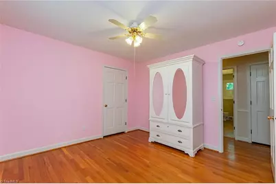2608 Amesbury Road, Winston-Salem, NC 27103 - Photo 18