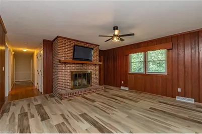 2608 Amesbury Road, Winston-Salem, NC 27103 - Photo 12