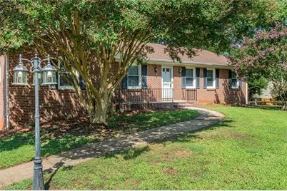 2608 Amesbury Road, Winston-Salem, NC 27103 - Photo 2