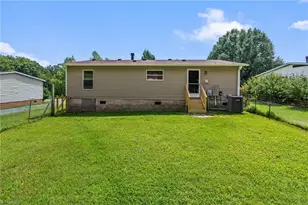 4886 Oak Branch Ln, Walkertown, NC 27051 - Photo 30