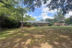 1908 Cardinal Crest Rd, Greensboro, NC 27406 - Photo 2