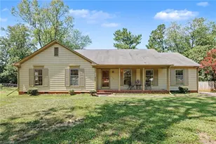 3608 Brandywine Dr, Greensboro, NC 27410 - Photo 2