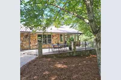 1409 Good Hope Drive, Walnut Cove, NC 27052 - Photo 4