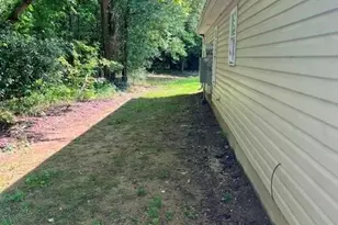 317 Gilbreath St, Graham, NC 27253 - Photo 12