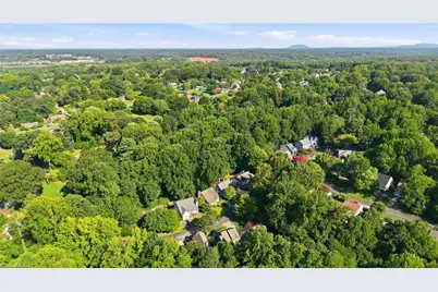 4957 Lochraven Drive, Winston-Salem, NC 27104 - Photo 34