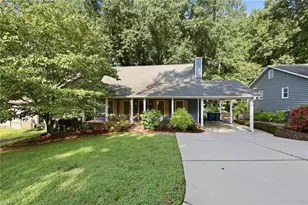 4957 Lochraven Dr, Winston-Salem, NC 27104 - Photo 1