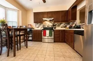 1017 Glendale Dr, Greensboro, NC 27406 - Photo 2