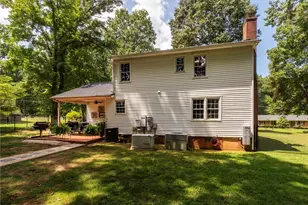 3034 Glenwood Dr, Graham, NC 27253 - Photo 40