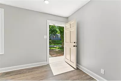 165 Edgewood Circle, Winston-Salem, NC 27127 - Photo 12