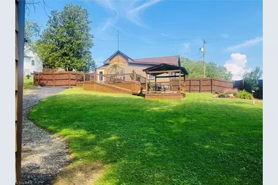 535 E Haymore Street, Mount Airy, NC 27030 - Photo 14