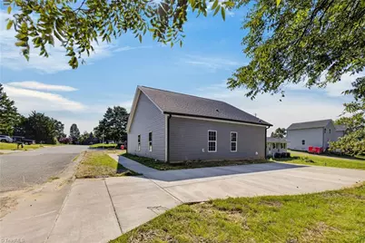 1726 Foust Road, Greensboro, NC 27405 - Photo 26