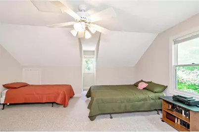 1050 Staghorn Road, Purlear, NC 28665 - Photo 12