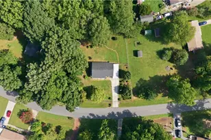 5503 Mallard Dr, Browns Summit, NC 27214 - Photo 4
