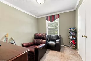 5009 Mallard Lake Dr, Greensboro, NC 27406 - Photo 20