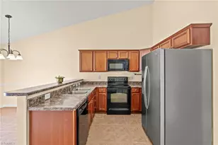 3925 Parkview Ct, Winston-Salem, NC 27127 - Photo 6