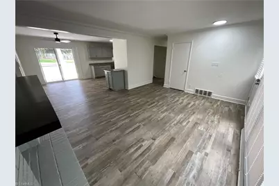 4026 Sedgewood Lane, Greensboro, NC 27407 - Photo 4