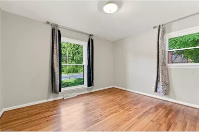 1004 W Meadowview Road, Greensboro, NC 27406 - Photo 18