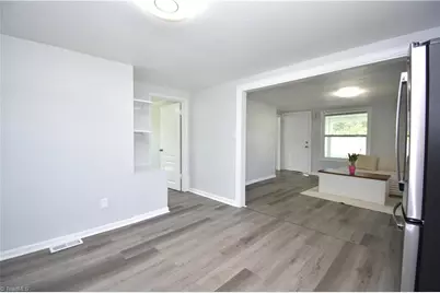 5075 Baux Mountain Road, Winston-Salem, NC 27105 - Photo 8