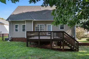 220 Coghill Dr, Winston-Salem, NC 27103 - Photo 6