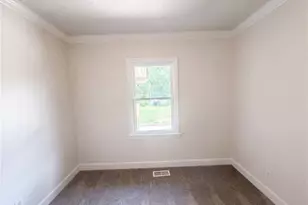 4503 Southern Webbing Mill Rd, Greensboro, NC 27405 - Photo 4