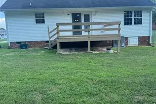 105 Bell Dr, Thomasville, NC 27360 - Photo 16