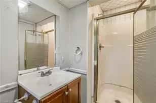 4114 Farmbrooke Dr, Greensboro, NC 27407 - Photo 20