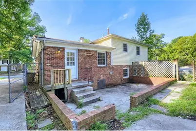 4114 Farmbrooke Drive, Greensboro, NC 27407 - Photo 32