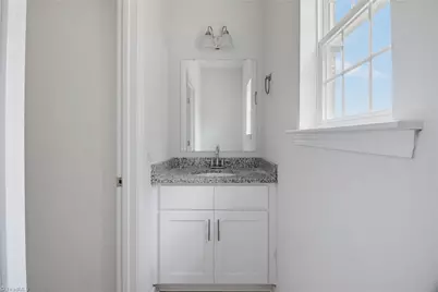 115 Pond Street, Lexington, NC 27292 - Photo 6