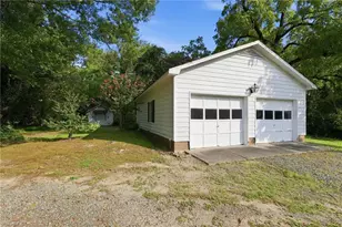 6129 Kimesville Rd, Liberty, NC 27298 - Photo 28
