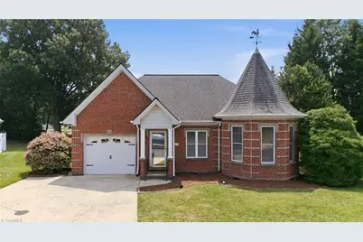 516 Leston Gilbert Drive, Kernersville, NC 27284 - Photo 2