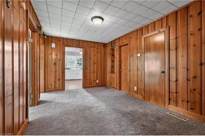 807 W Jackson Street, Mayodan, NC 27027 - Photo 26