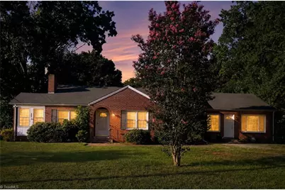 807 W Jackson Street, Mayodan, NC 27027 - Photo 2