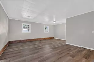 807 W Jackson St, Mayodan, NC 27027 - Photo 6