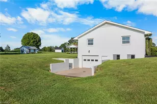293 Hanes Ln, Lexington, NC 27295 - Photo 26