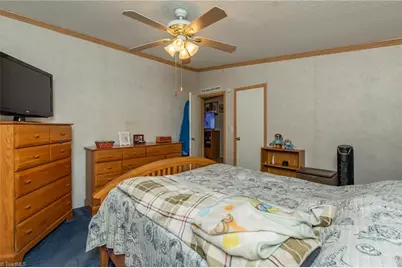 1025 E Holly Grove Road, Lexington, NC 27292 - Photo 24