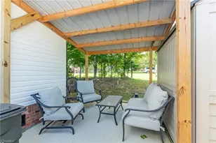 1025 E Holly Grove Rd, Lexington, NC 27292 - Photo 6