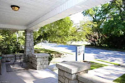 1218 Market Street #J, Greensboro, NC 27403 - Photo 2