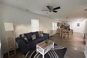 1409 Bowman Ave, Burlington, NC 27217 - Photo 2