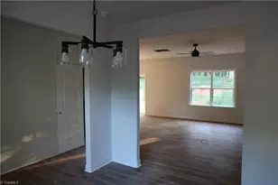 123A Eastside Dr, Lexington, NC 27292 - Photo 6