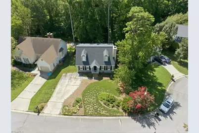 11 River Chase Court, Greensboro, NC 27407 - Photo 4